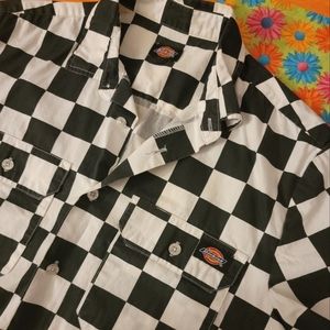 Dickies Cropped Checkered Button Down